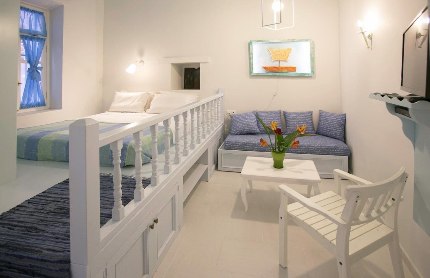 Efchi 1904 Hotel