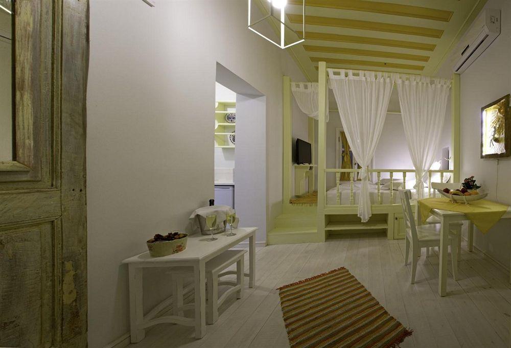 Hotel Efchi 1904
