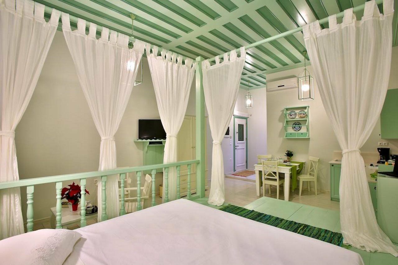 Efchi 1904 Hotel